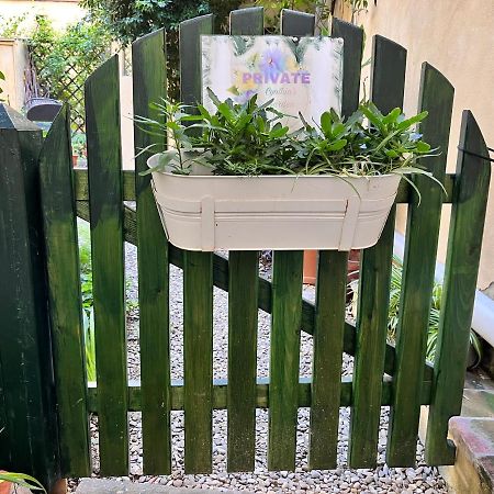 Cynthia'S Garden - Apartment With Private Garden In Santa Croce Florence Extérieur photo