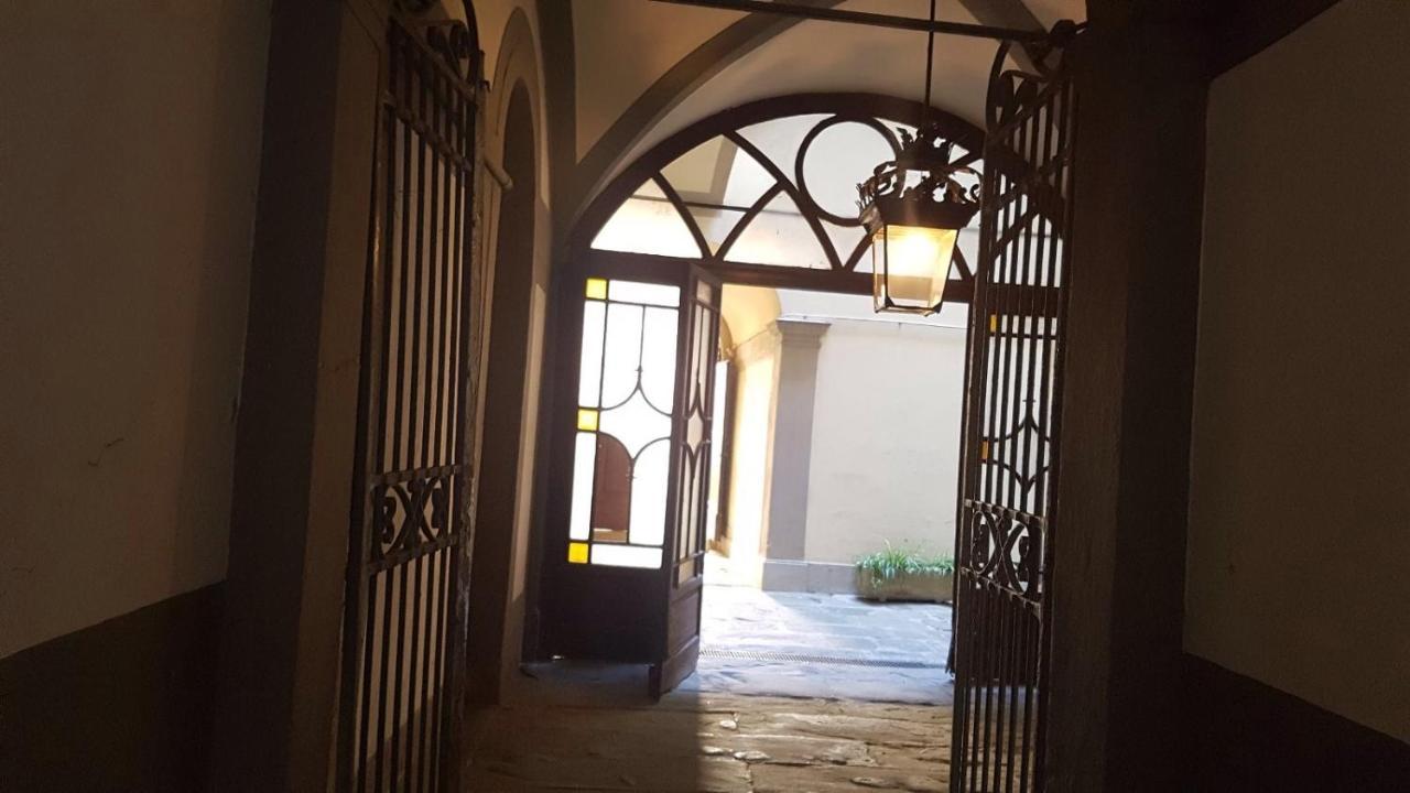 Cynthia'S Garden - Apartment With Private Garden In Santa Croce Florence Extérieur photo