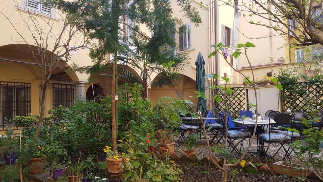 Cynthia'S Garden - Apartment With Private Garden In Santa Croce Florence Extérieur photo
